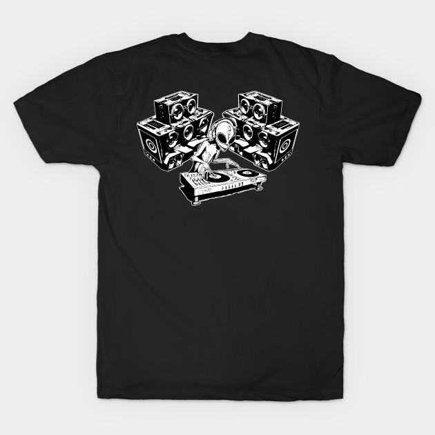 Tekno DJ Alien Rave Vinyl by T-Shirt Dealer